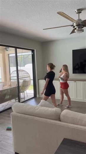 22K views · 71 reactions | How would you react #model #viral #comedy #trending | Ratke LOI | Facebook