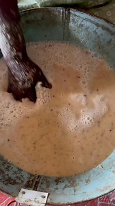 This is how we make Umqombothi at home. This process takes 4- 5 days at home , i don’t know about you. NB We all have different ways and techniques to make Umqombothi and this is our way at home. What’s yours? RECIPE 1.Ugrabha (this is yellow maize using machine to grind it, not store bought. You can use store bought maize meal as it also works. 2. INKODUSO- sprouted maize ( use King Korn Mtombo, which you can buy at any grocery store) 5kg grabha / maize meal. 3kg inkoduso (king Korn Mtombo). Wa