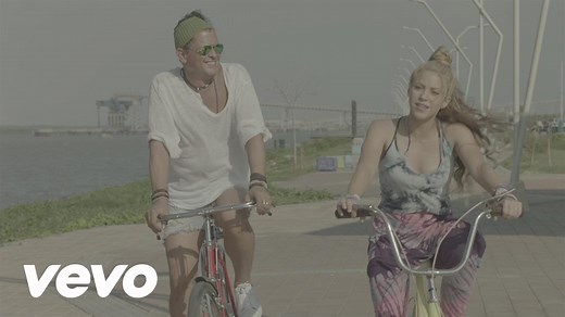 Carlos Vives, Shakira - La Bicicleta (Official Video)