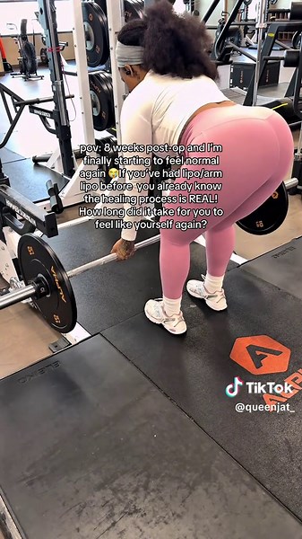 8 weeks post-op from arm lipo lipo 360 and finallyyyy starting to feel like myself again. Getting back into movement slowly and focusing on strength, mobility, and control. Recovery has most definitely been a process… but we’re getting there. 🥲 Resistance bands have honestly been one of my favorite ways to ease back into training. Low impact but still gets the muscles working. @collectiontwentyseven If you’ve had lipo before — when did you start feeling normal again? #lipo360 #postoprecovery #r