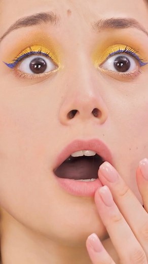 Create your own lipstick in class 👀 | 123 GO FOOD