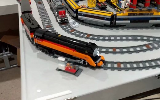乐高火车-美国蒸汽机车GS-4 4449 (Lego Southern Pacific Daylight train with Steam Generator)