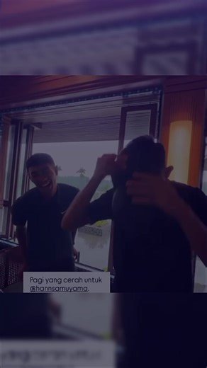 capt ridho masih ngambek sama hansamu🤣🤣😭 . . #rizkyridho #hansamuyama #persija #arema