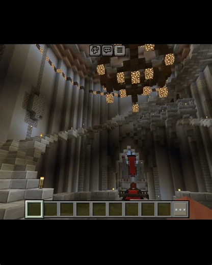 Exploring the biggest castle🏰 #Minecraft