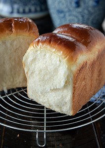 Easy Japanese Milk Bread (No Tangzhong Method) | Beyond Kimchee