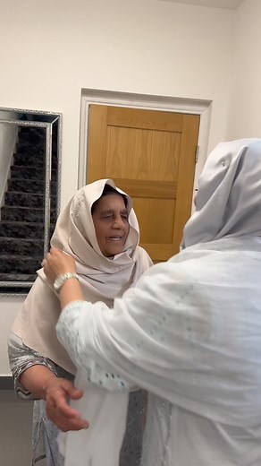 Haye sadkey jawan Maa Beti key Pyar par ❤️🤲 | Raja Irfan