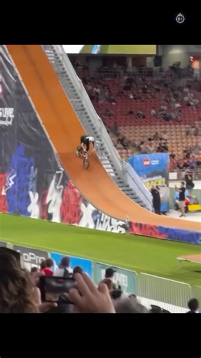 Impossible BMX Circus Stunt 😱 | Stadium Mein Sab Shock Ho Gaye