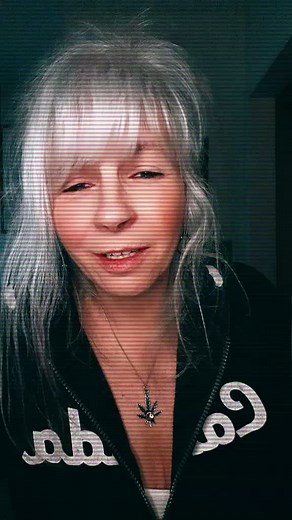 Silverfoxxylady (@silverfoxxylady)’s videos with