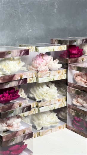 Peony’s for cakes ❤️#creatorsearchinsights #cakedecorating #viral #fypシ゚ #viralvideo #cakes #fypage #viraltiktok https://www.facebook.com/share/16tevKvRV8/?mibextid=wwXIfr