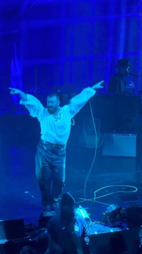 Sam Smith Sings I’m Not Here to Make Friends Live