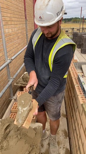 Mastering Bricklaying Techniques for Beginners