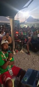978K views · 43K reactions | Au départ je voulais juste perdre du temps et roder ma voix. Tout le monde a apprécié et par la suite ils ont décidé que je fasse le commentaire des matchs dans cette Fan zone. Celle de UnionUar . Le DG me surprend alors et s'installe pour vivre l'émotion avec le public. SIDIK LOMBARDI | La Tanière du Lion | Facebook