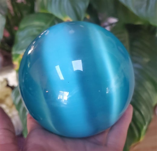3lbs  Cat Eye Crystal Optical Sphere Teal Blue Flashy Sphere 1360 Grams - Etsy
