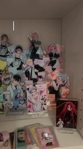 Unboxing Alien Stage Merch: Sweet Dream Café Adventure