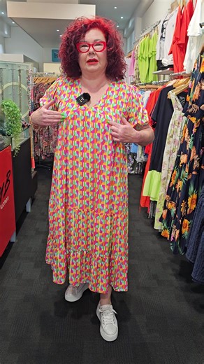 Label Of Love is back with a gorgeous new range of dresses full of pattern and colourways that I just love! Join me as I go through the new range and wear them all. Click the link below to shop online. Shop here: https://www.bossyb.co.nz/collections/label-of-love Afterpay | Laybuy available. | Bossy B Clothing Company Ltd