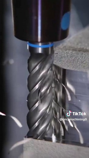 Milling Process in Slow Motion: A Detailed Look