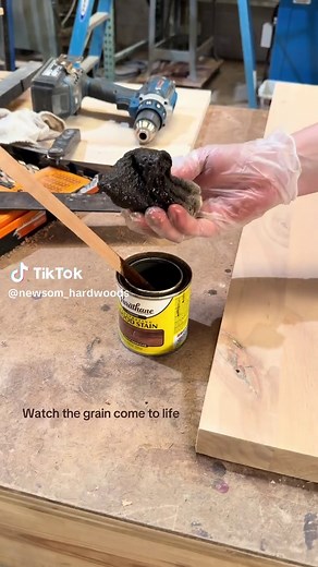 Alder Wood Grain: Watch it Come to Life