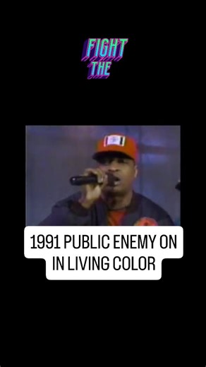 📺Performances on "In Living Color" were dope and cutting edge! Peep @mrchuckd @flavorflavofficial in 1991 #publicenemy #hiphop #chuckd #delasoul #rakim #epmd #rap #bustarhymes #methodman #flavorflav #s #leadersofthenewschool #keithmurray #sonofbazerk #bumpyknuckles #groovebchill #krsone #prodigy #mariahcarey #lilmo #aaronhall #juliuserving #alecbaldwin #rosieodonnell #charliemurphy #eddiemurphy #ashanti #ksolo #shiphop #howardstern | The National Hip-Hop Museum