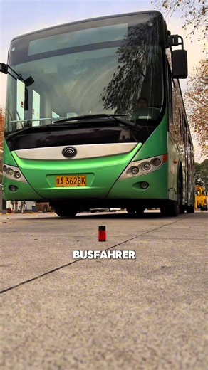 Wird sie den Busfahrer Test bestehen? 🤯 #shorts