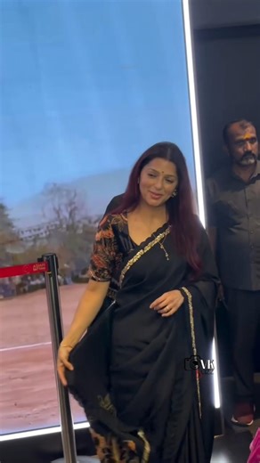 🚨 Salman Khan ❤️ Bhumika Chawla | OG Pair Returns 😍 #Trending