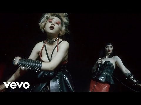 Alice Longyu Gao, Alice Glass - LEGEND (Official Music Video)