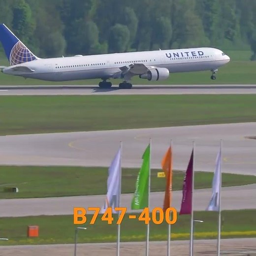 Boeing B747-400 landing processing Time