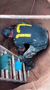10 Feet Underground Sewer Line Repair in Oakville | Damaged Sewer Pipe Replacement