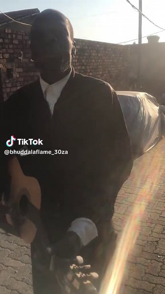 Awww uJesi madoda#sjava #guitarman #restbafwethu