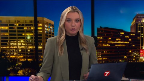 Westbound I-84 closed between La Grande and Pendleton due to crash