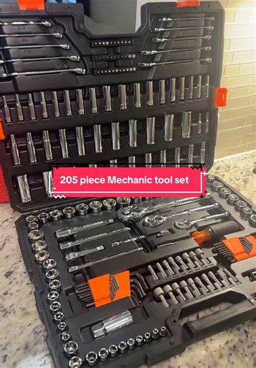 Comprehensive 205-Piece Mechanic Tool Set Review