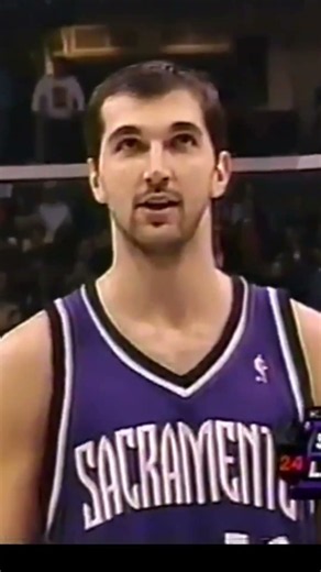Peja Stojaković’s Iconic Free Throw Routine!