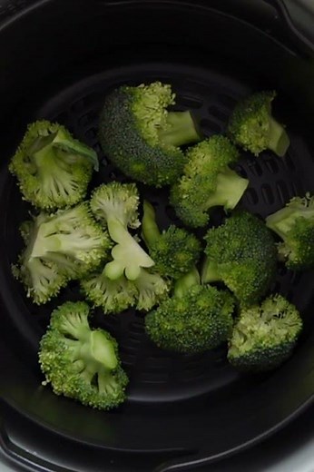 Ninja Foodi STEAMED Broccoli (day 6 of 30 days of the NINJA FOODI 15IN1 MAX) #shorts