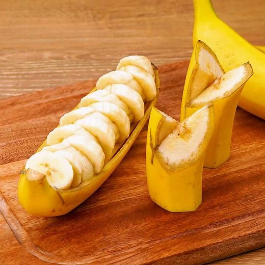 簡単で可愛い！ バナナの飾り切りのレシピ動画・作り方 | デリッシュキッチン