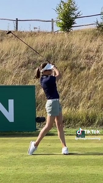 Laura Fuenfstueck's Winning Golf Swing Explained