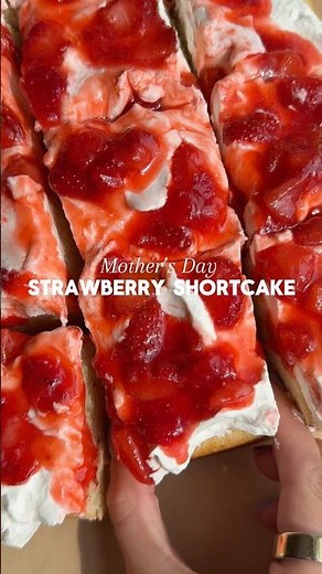 Strawberry shortcake! Full recipe in the comments #easyrecipe #recipe #baking #mothersday