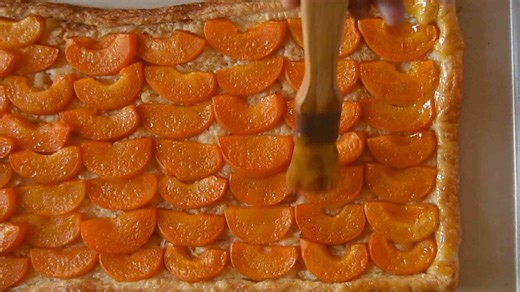 Easy Apricot Tart
