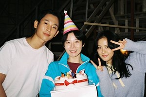 BLACKPINK’s Jisoo, Jung Hae-in remember late ‘Snowdrop’ actress Kim Mi-soo