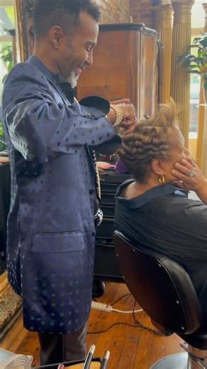 Dwight Eubanks. The old fashioned Marcel Irons. Do you like Marcel curling irons Yes or No? #marcelcurlingiron #silkpressqueen #hairtutorial | Purple Door Salon