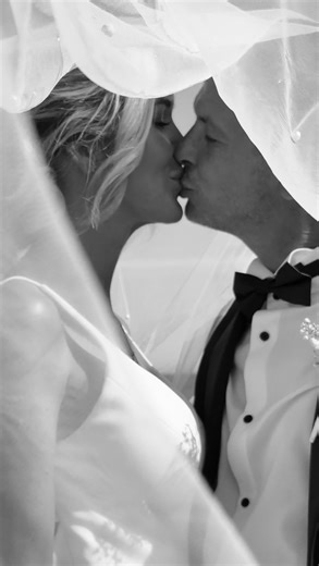 Bridal Sky - Wedding Content Creator on Instagram: "jessica & david - 13.09.2025 🤍 this weekend will stay with us forever. thank you both for allowing us to capture your beautiful day. ♾️ content creation - @bridalskyxo photography - @julia.roder venue - @blankkolounge venue styling - @mimibelleevents dress - @liverpoolbridalboutique planner - @mariefaganweddingsinspain singer - @maryvanderlent sax - @manu_tenorsax #weddingcontentcreation"