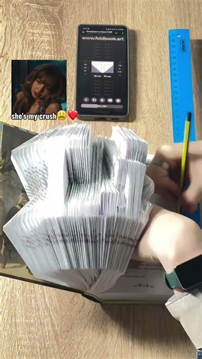 She is my crush 😻 #foldbook #lisa #lisalisa