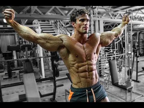 Chest workout with Calum von Moger