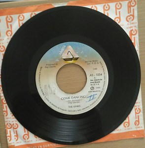 The Kinks - Come Dancing