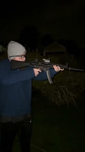 Airsoft MP5A4 Reload