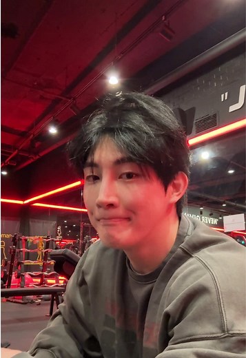 Korean Model 윤성: Fitness Training Journey