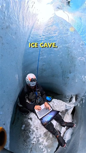 Minecraft Ice Caves in an Ice Cave
