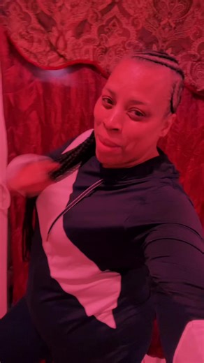 1 Ayisha Goodup #kandybrawling dem try break mi them try destroy mi but watch mi rise . N dem always try circle back but no mi dear