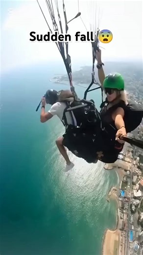 🚨😭 BREAKING NEWS: Man falls after parachute malfunction See more: https://nowviral.net/263 | Bushman prank