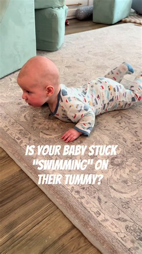 Tummy time isn’t just about being on the belly — it’s about how baby is positioned 👶🧠 ✔️ Elbows under shoulders = proper weight bearing ✔️ Encourages head and upper trunk extension ✔️ Supports rolling and reaching skills These movements help integrate the Landau reflex, a reflex that emerges around 3–4 months and supports postural control, core strength, and future gross motor skills. When babies can activate extension without locking or arching, they’re building the foundation for sitting, cr