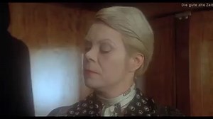 Heute ist der 1. Todestag des britischen Schauspielers und Produzenten † Albert Finney (* 9. Mai 1936 in Salford, Lancashire, England; † 7. Februar 2019 in London). Albert Finney zählte mit seiner kräftigen Statur und nicht minder kräftigen Stimme in den 1960er Jahren zu den bekanntesten Charakterdarstellern Großbritanniens. Für den Abenteuerfilm "Tom Jones - Zwischen Bett und Galgen" wurde er 1964 erstmals für den Oscar als Bester Hauptdarsteller nominiert. Später war er in "Scrooge" (1970) und