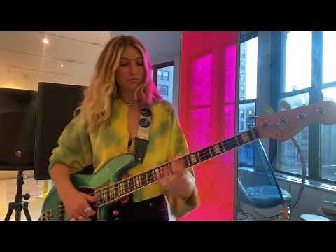 Blu DeTiger Bass Cover - PONY by Ginuwine